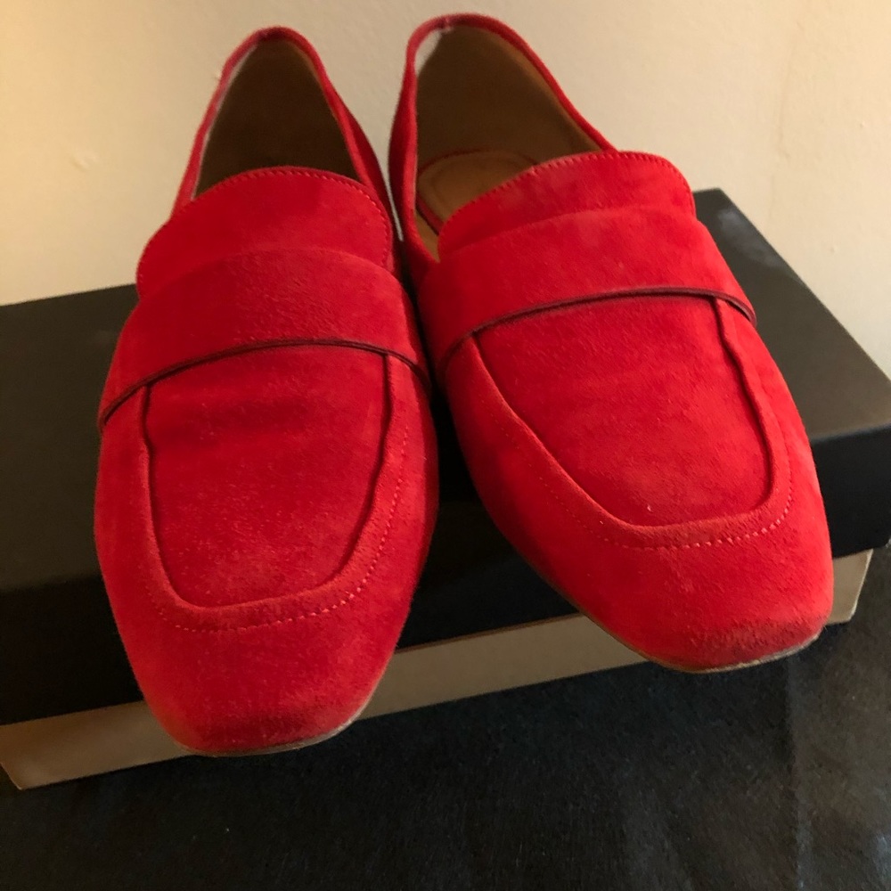 Red women’s Halogen shoes